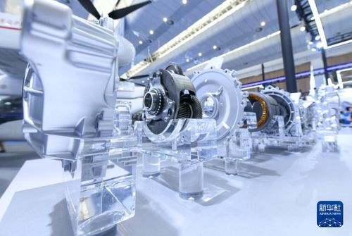 中国动力电池产业新技术与新成果集中亮相，推动电子产品技术开发与销售变革